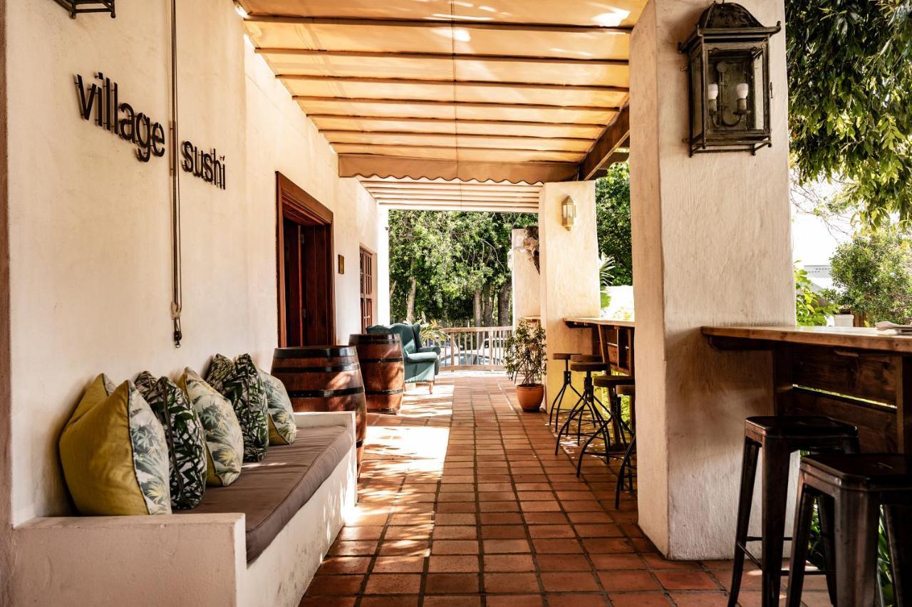 Noordhoek Village Hotel Buitenkant foto