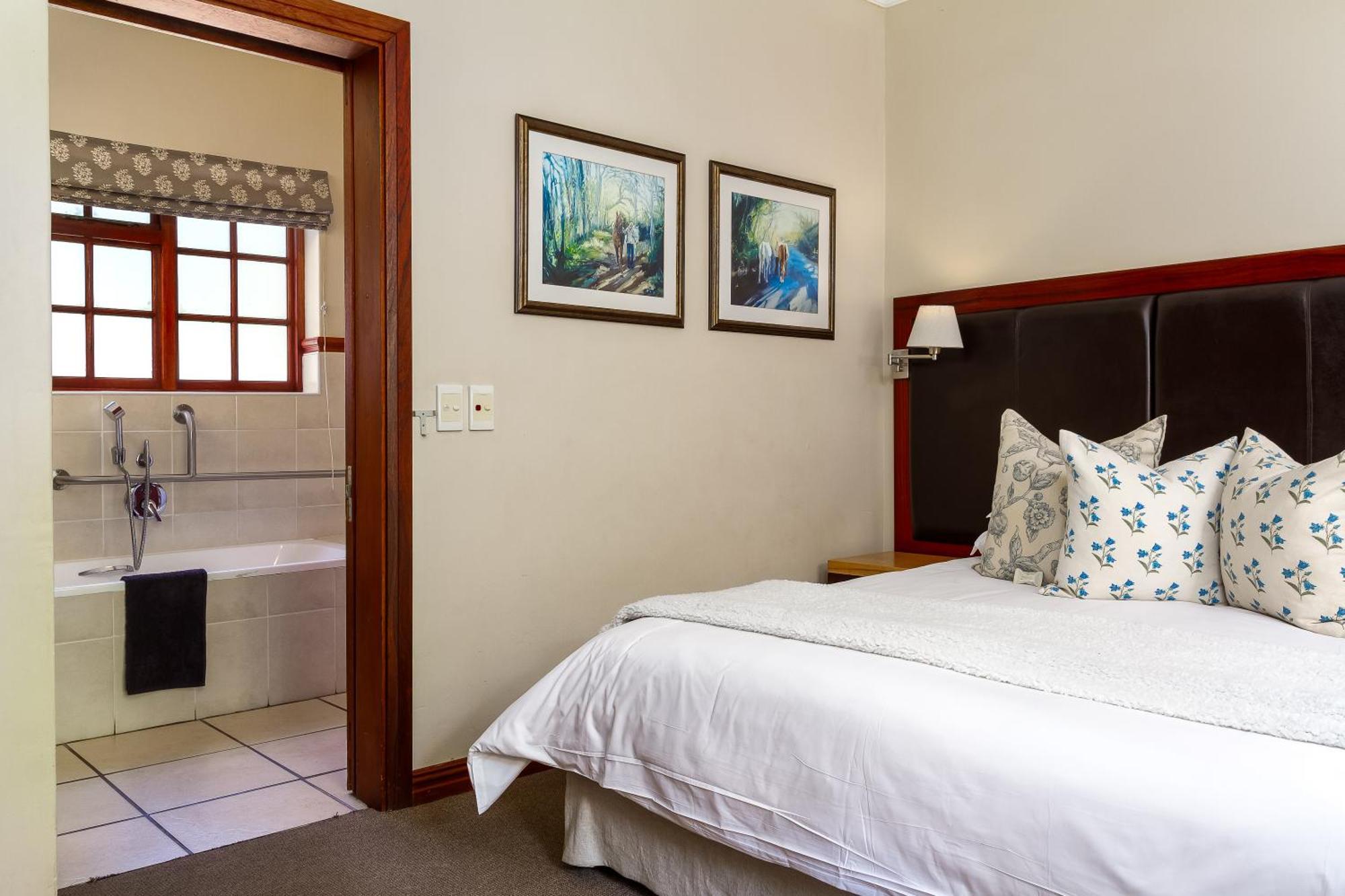 Noordhoek Village Hotel Buitenkant foto