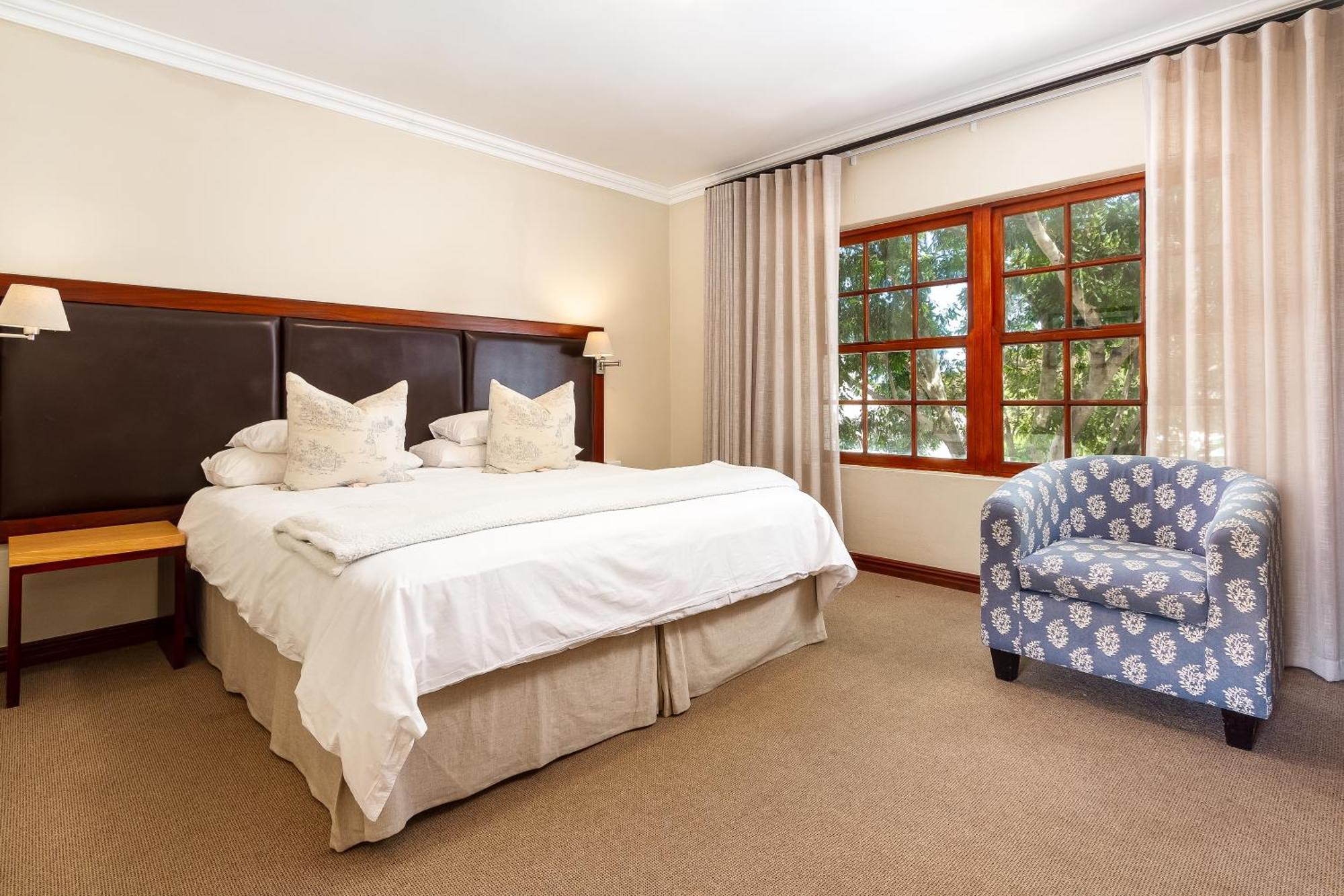 Noordhoek Village Hotel Buitenkant foto